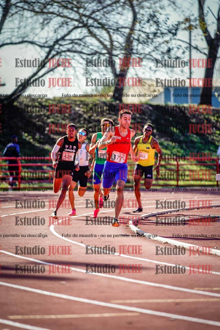 Fotos de los 800 m llanos de varones