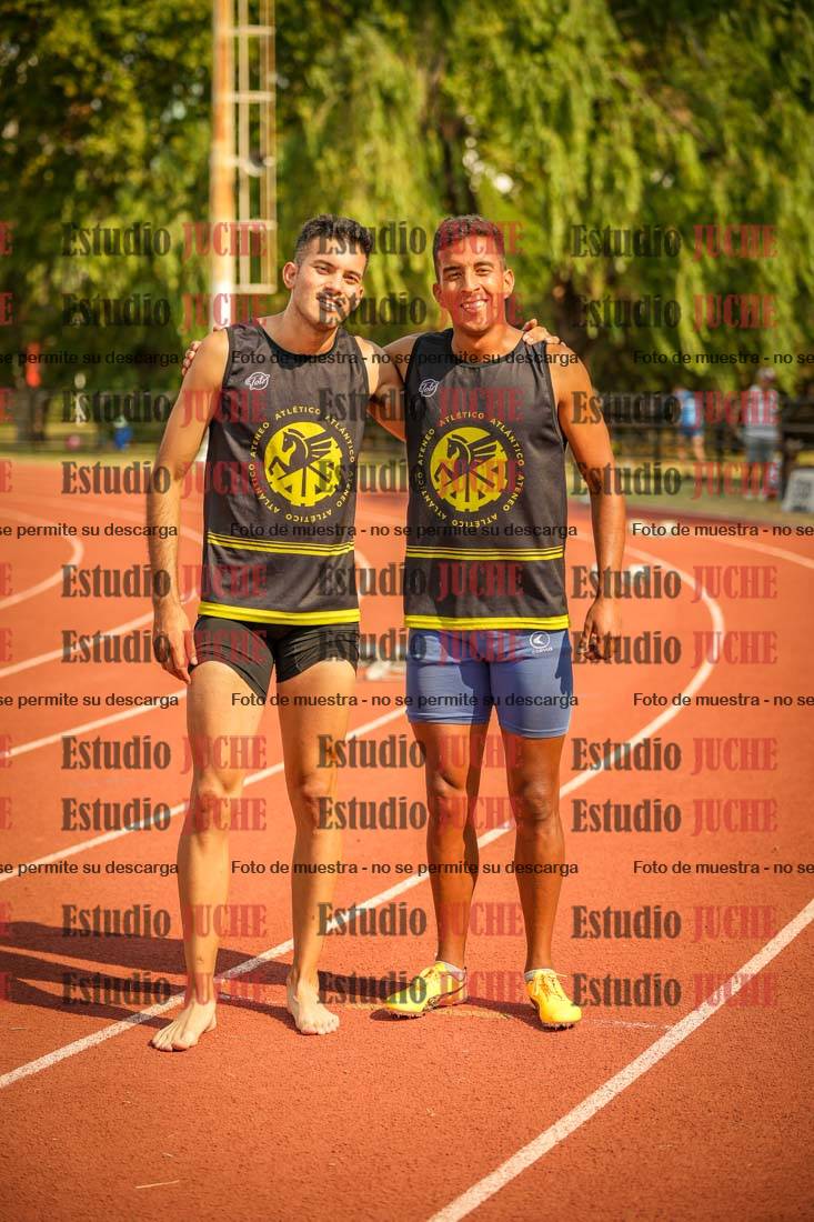 Fotos de algunos podios y extras del torneo