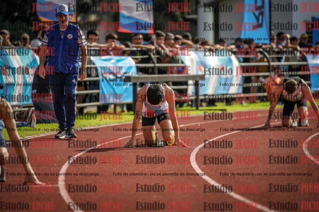 Fotos de los 400 m llanos de varones