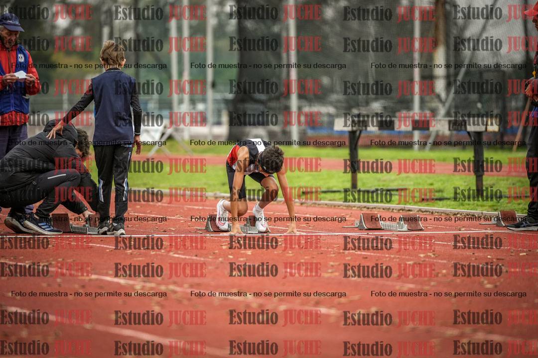 Fotos de los 50 m llanos de varones
