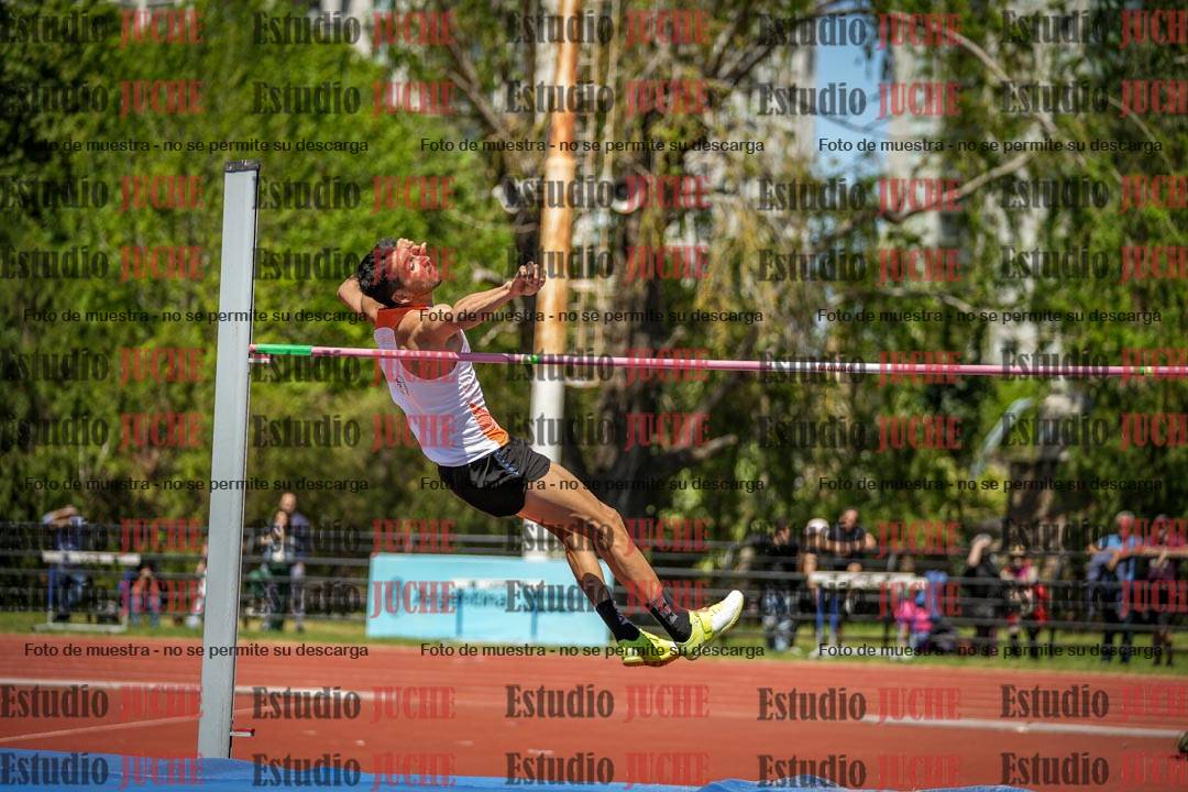 Fotos del salto en alto de varones