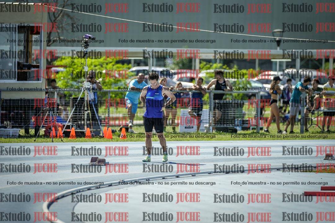Fotos de los 400 m llanos de varones