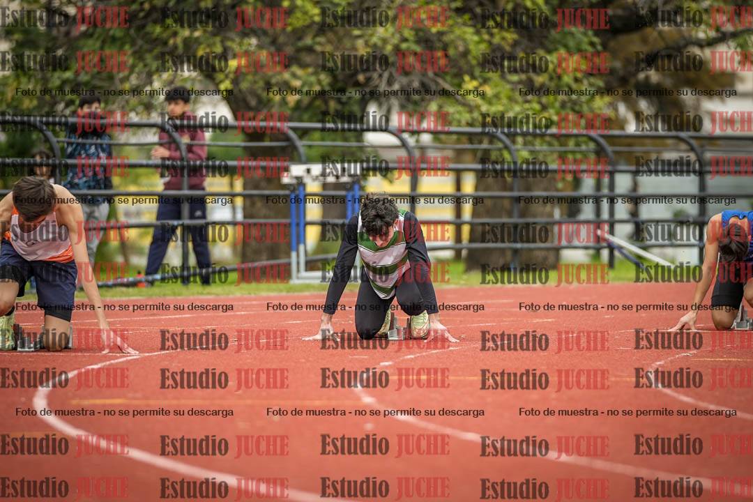 Fotos de los 200 m llanos de varones