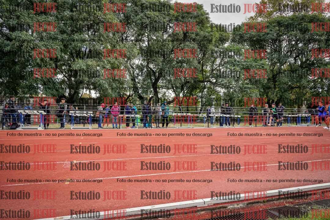 Fotos de los 100 m llanos de varones