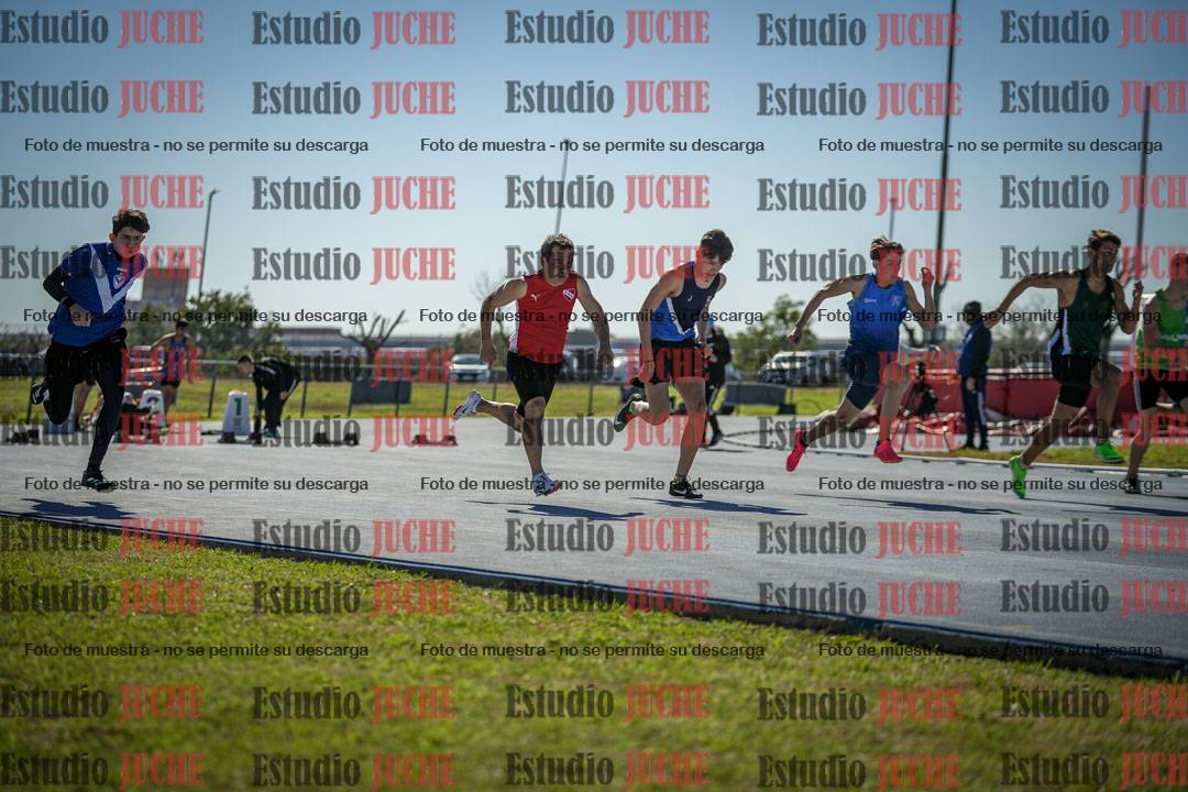 Fotos de los 100 m llanos de varones