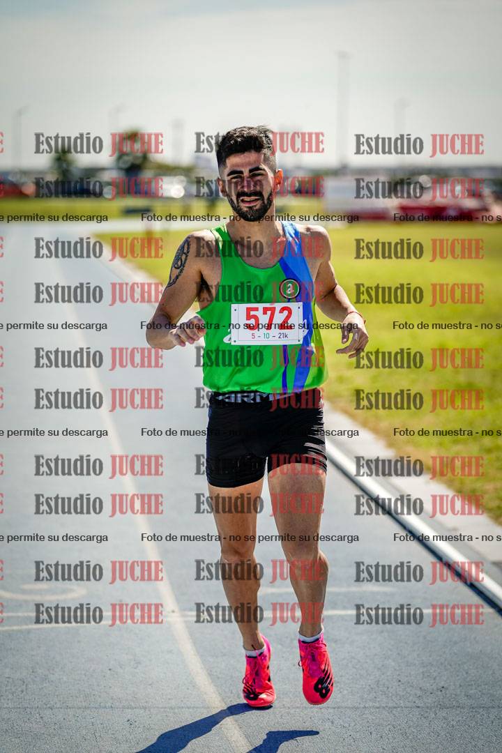 Fotos de los 800 m llanos de varones
