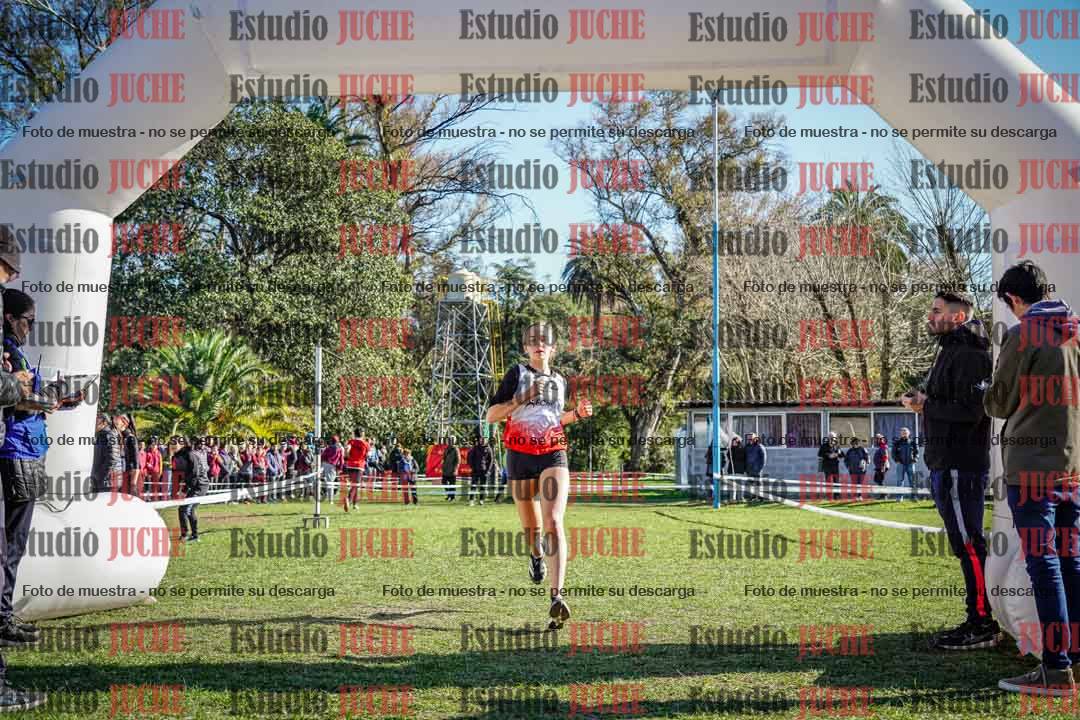 Fotos de la llegada del cross de 3000 m