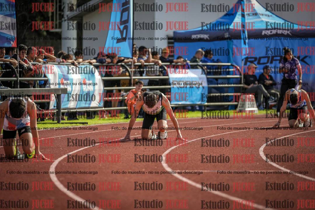 Fotos de los 400 m llanos de varones