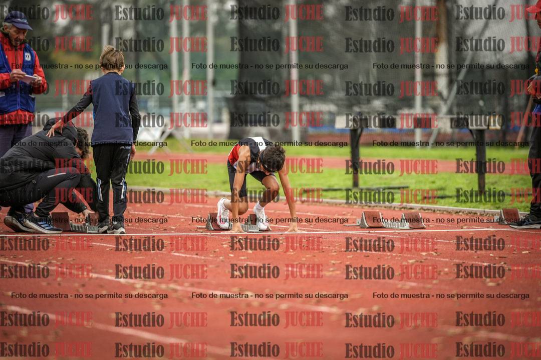 Fotos de los 50 m llanos de varones