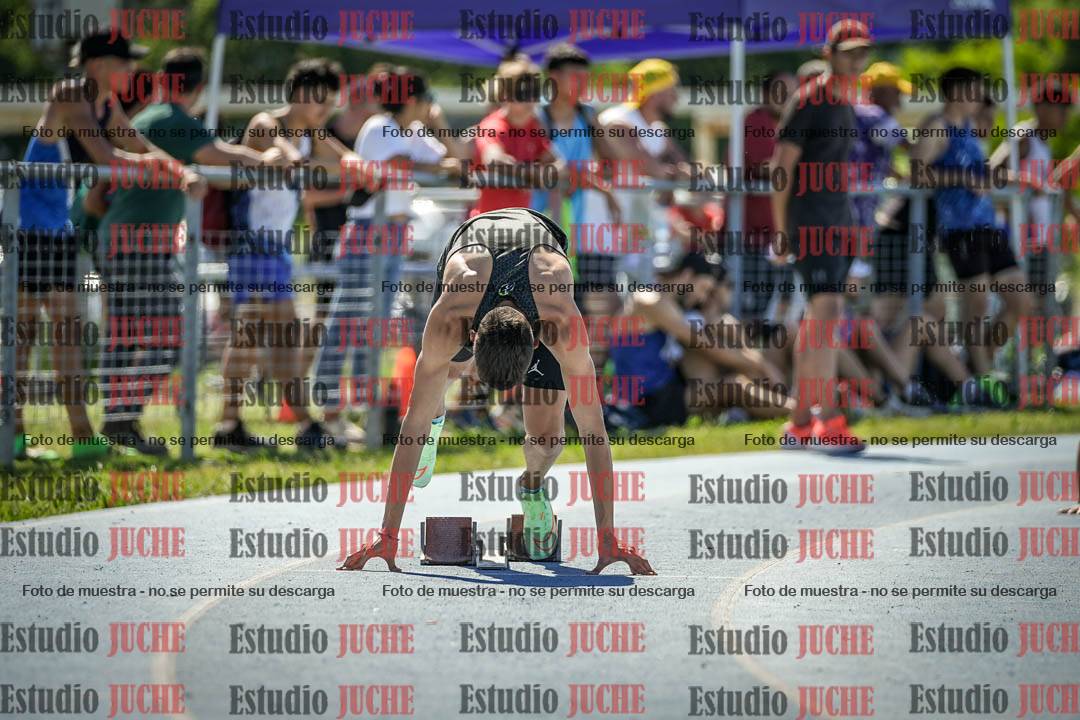 Fotos de los 400 m llanos de varones