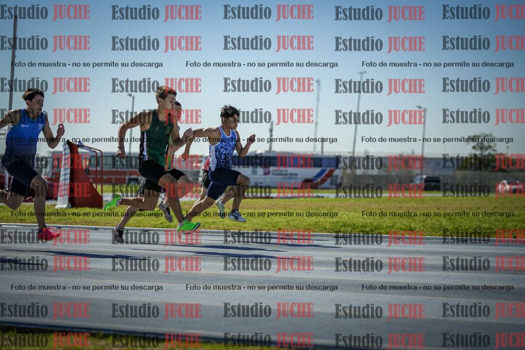 Fotos de los 100 m llanos de varones