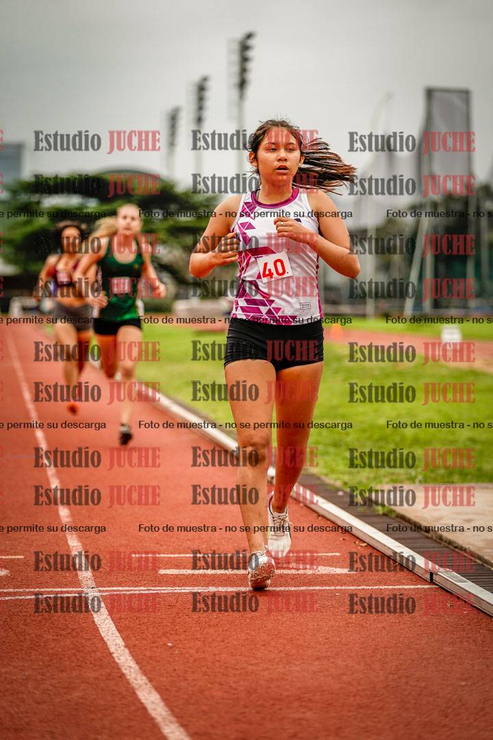 Fotos de los 600 m llanos de mujeres - hexatlón 6