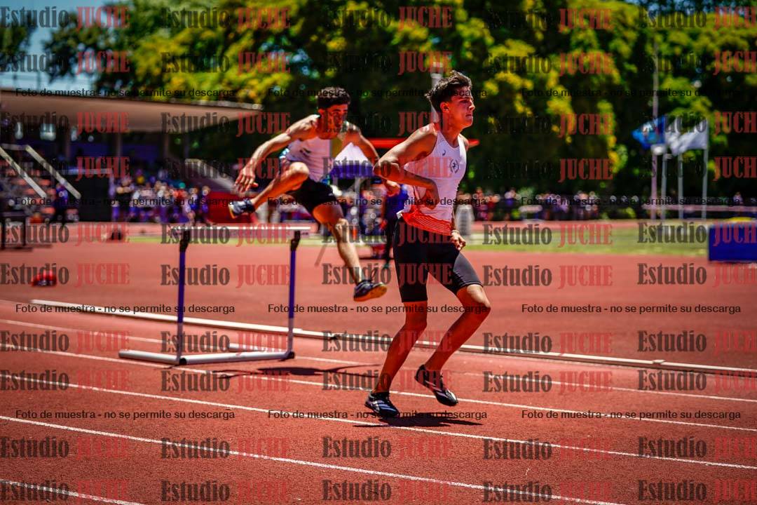 Fotos de los 400 m con vallas de varones