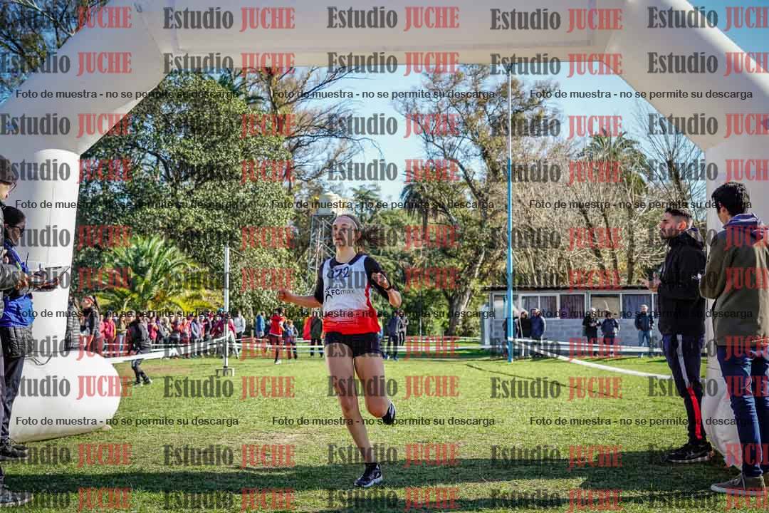 Fotos de la llegada del cross de 3000 m