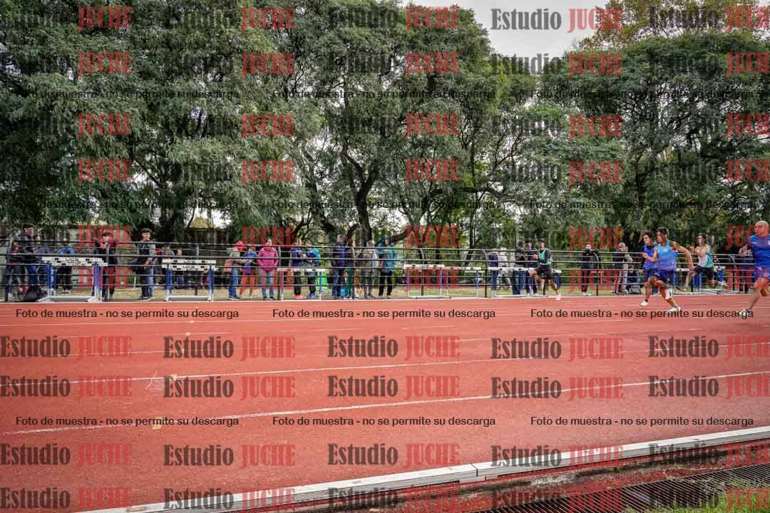Fotos de los 100 m llanos de varones