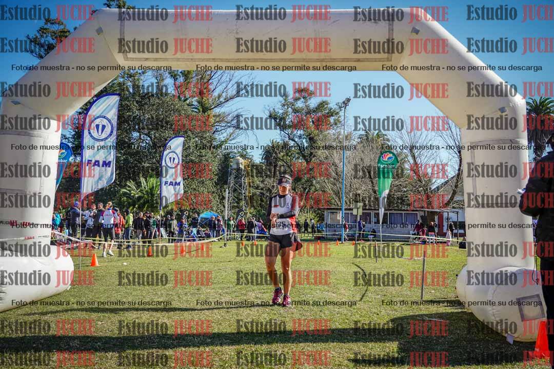 Fotos de la llegada del cross de 6000 m