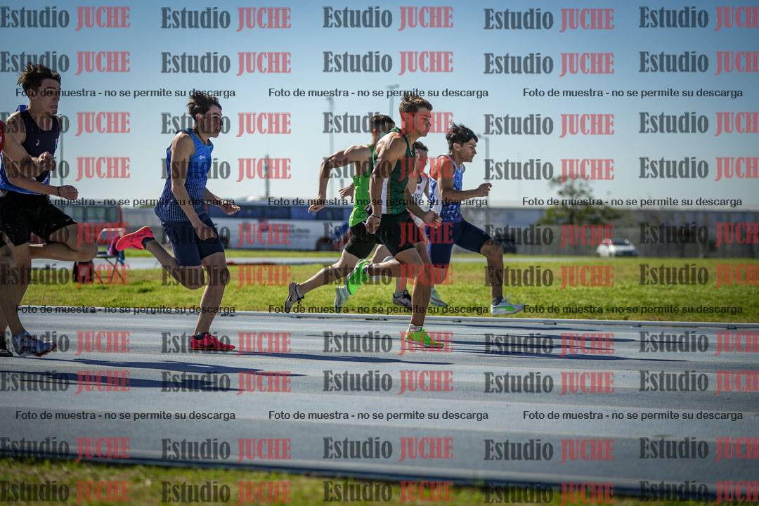 Fotos de los 100 m llanos de varones