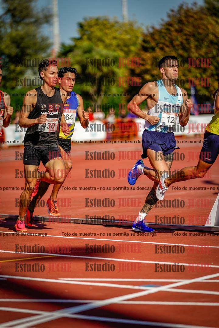 Fotos de los 1500 m llanos de varones