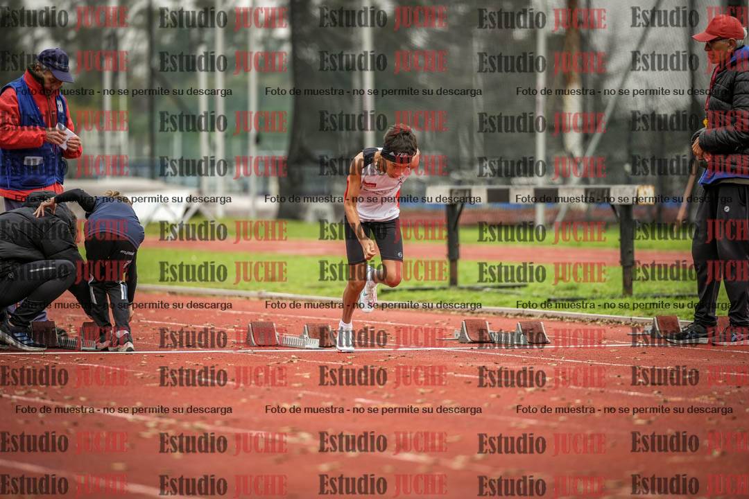 Fotos de los 50 m llanos de varones
