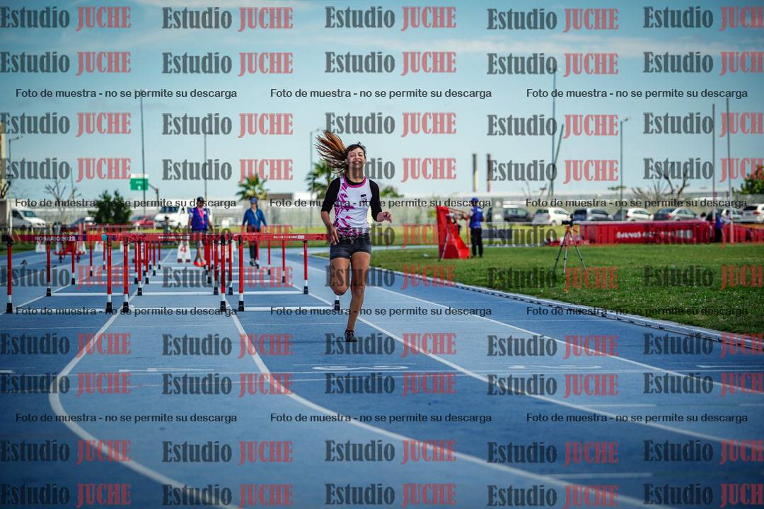 Fotos de los 60 m con vallas de mujeres