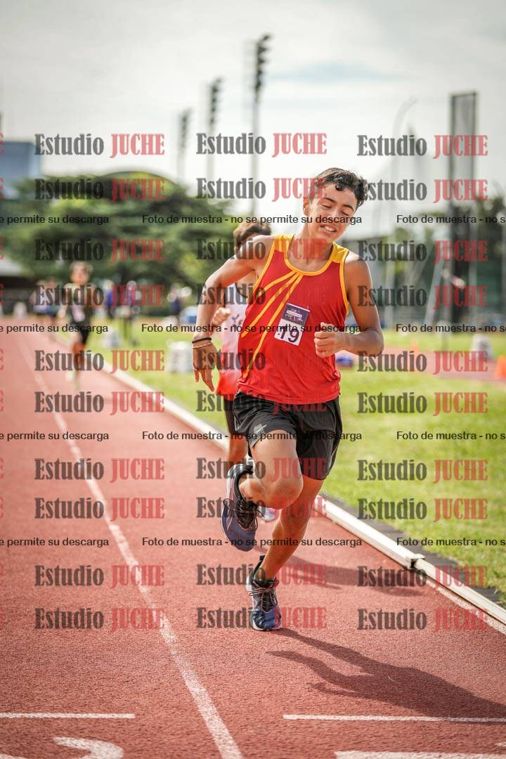 Fotos de los 600 m llanos de varones