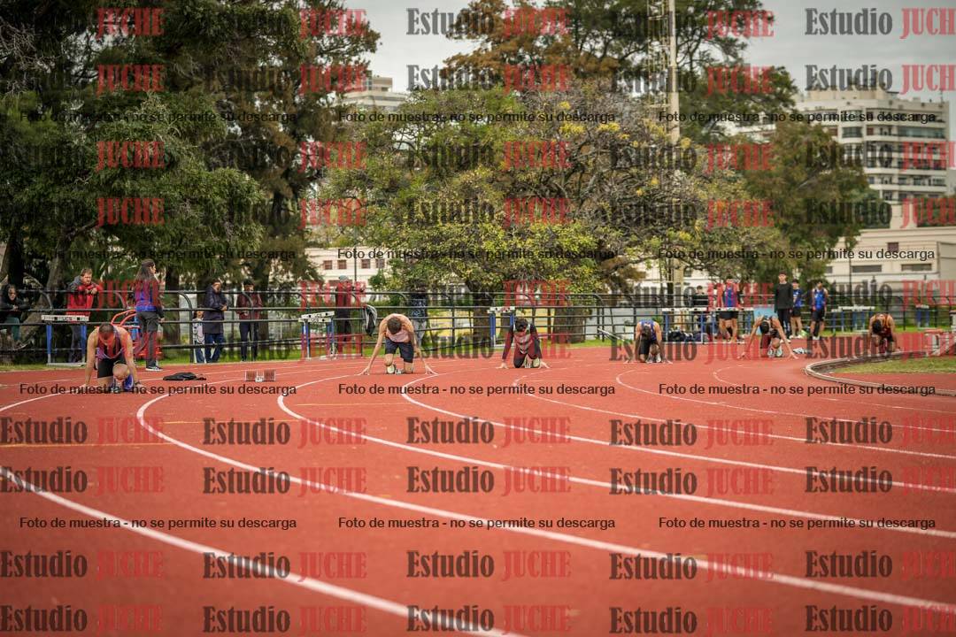 Fotos de los 200 m llanos de varones