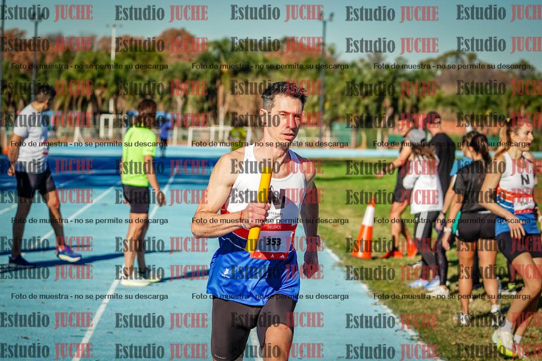 Fotos durante los relevos