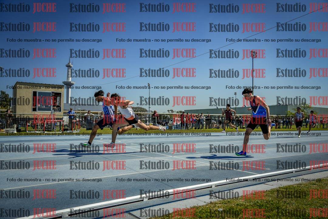 Fotos de los 100 m llanos de varones