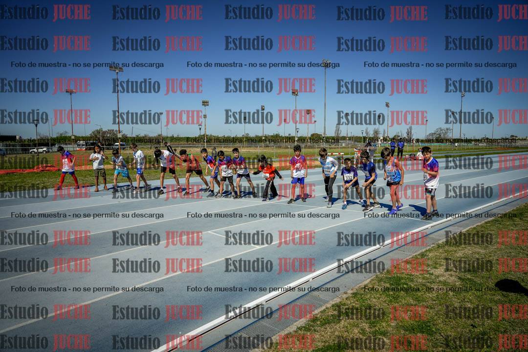 Fotos de los 1000 m llanos de varones