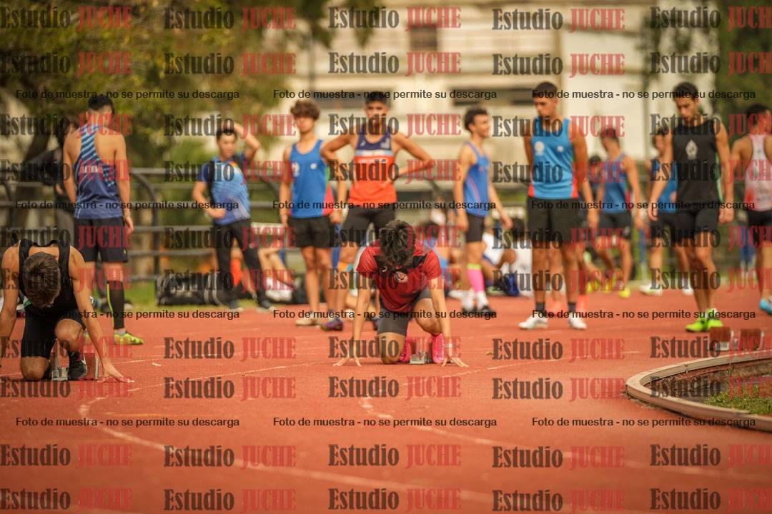 Fotos de los 200 m llanos de varones