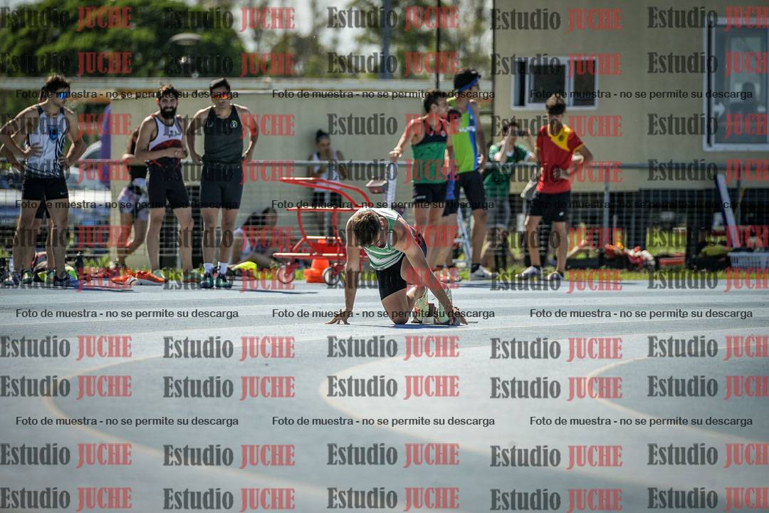 Fotos de los 400 m llanos de varones