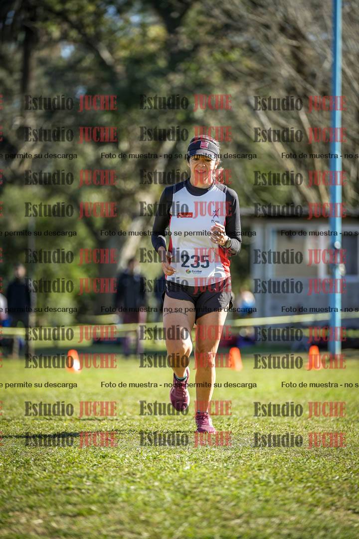 Fotos de la llegada del cross de 6000 m
