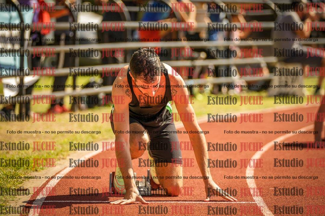 Fotos de los 400 m llanos de varones