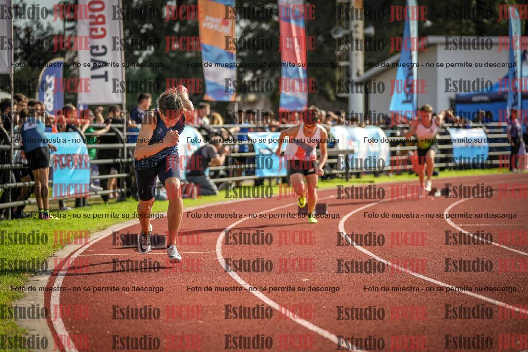 Fotos de los 400 m llanos de varones