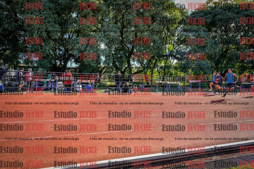 Fotos de los 100 m llanos de varones