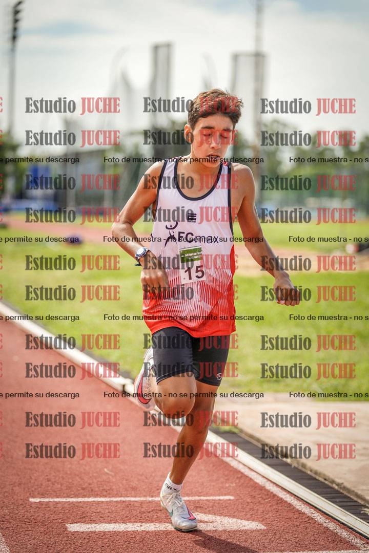 Fotos de los 600 m llanos de varones