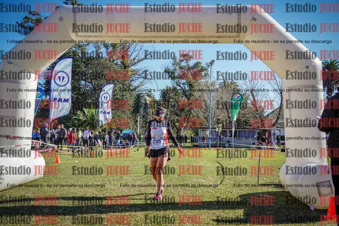 Fotos de la llegada del cross de 6000 m