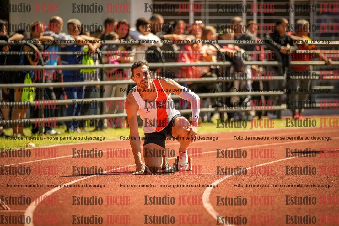 Fotos de los 400 m llanos de varones