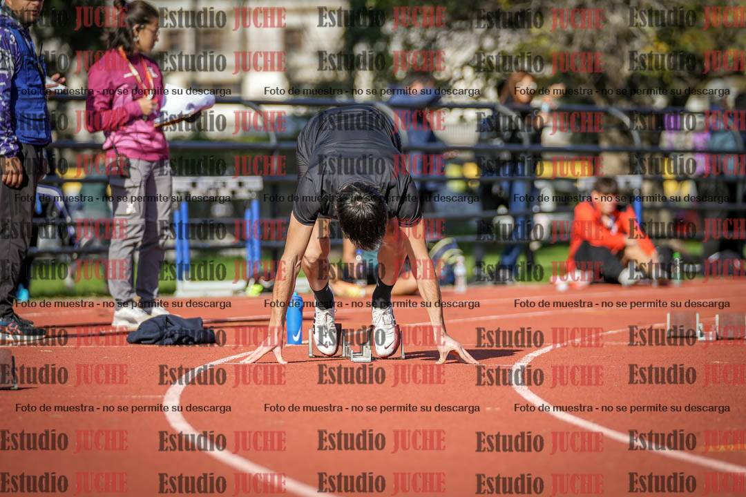 Fotos de los 200 m llanos de varones