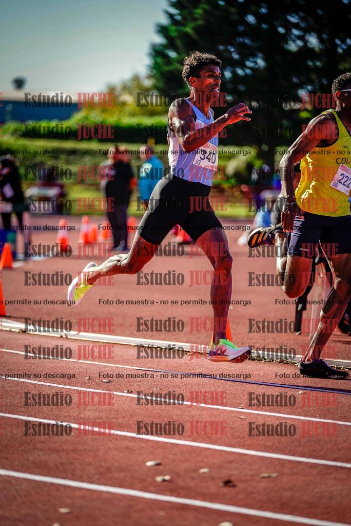 Fotos de los 800 m llanos de varones