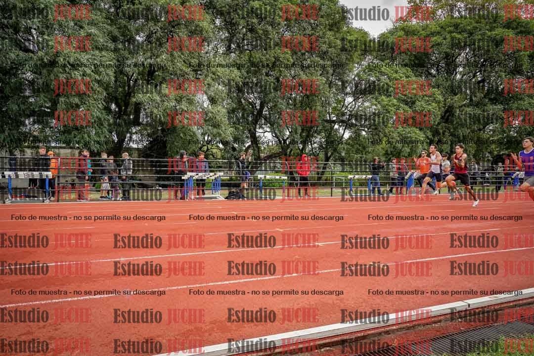 Fotos de los 100 m llanos de varones
