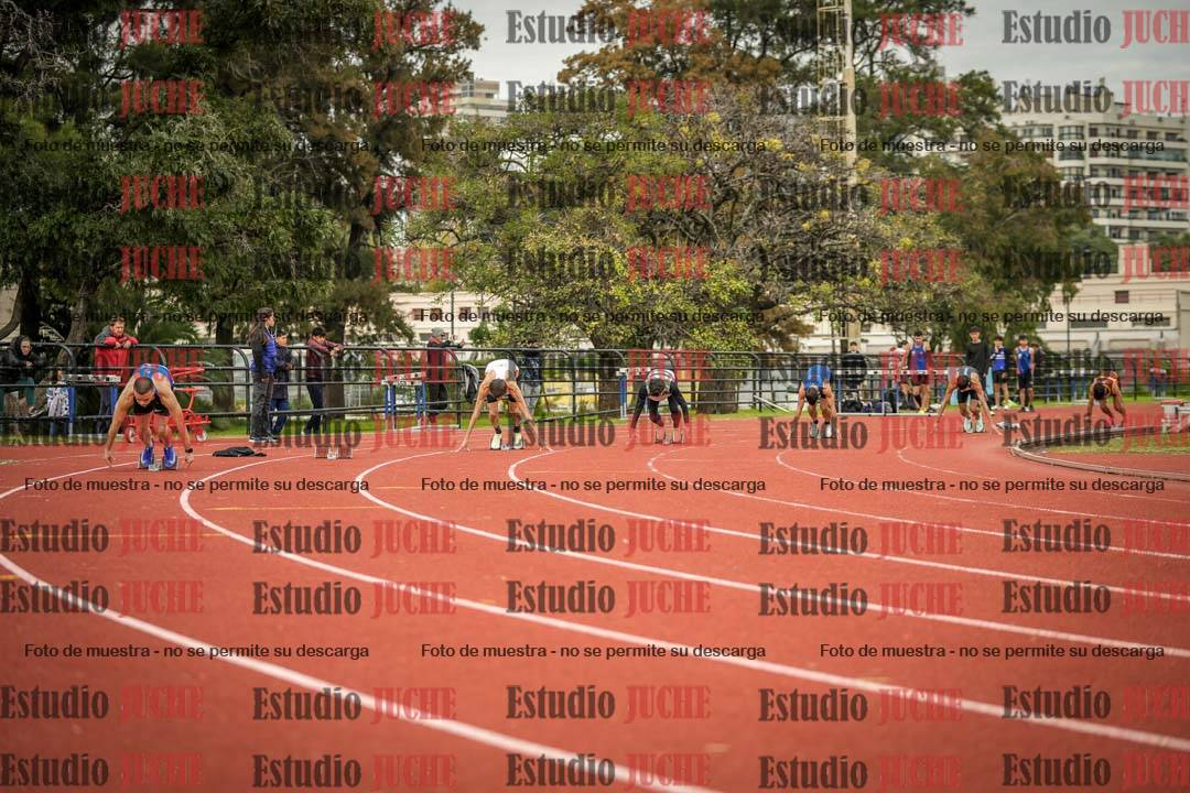 Fotos de los 200 m llanos de varones