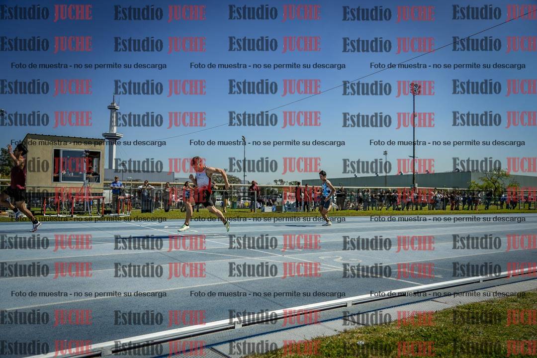 Fotos de los 100 m llanos de varones