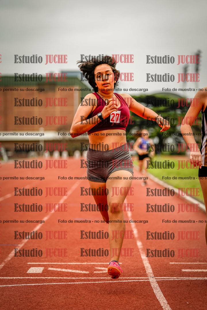 Fotos de los 600 m llanos de mujeres - hexatlón 6