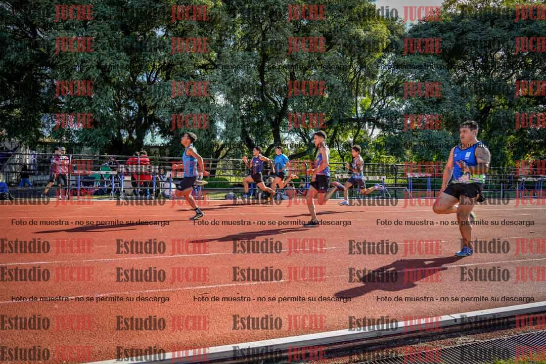 Fotos de los 100 m llanos de varones