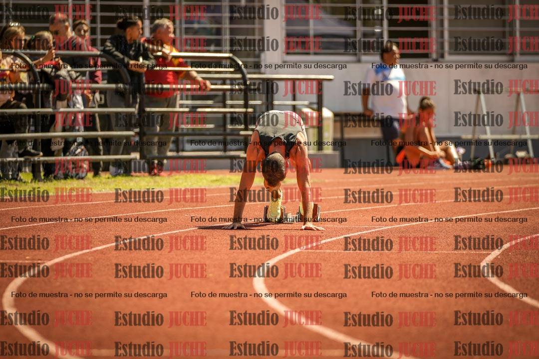 Fotos de los 400 m llanos de varones