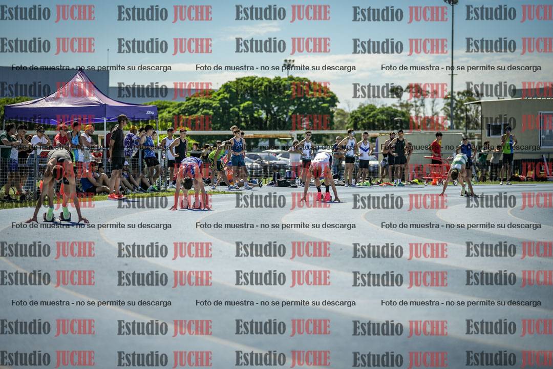 Fotos de los 400 m llanos de varones