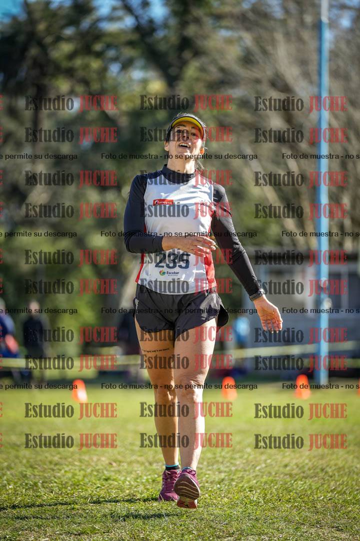 Fotos de la llegada del cross de 6000 m