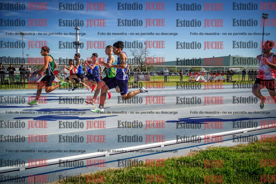 Fotos de los 100 m llanos de varones