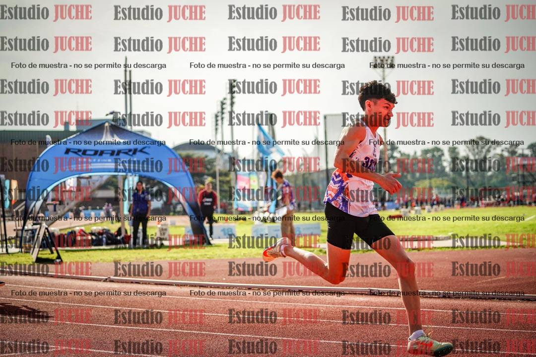 Fotos de los 400 m llanos de varones